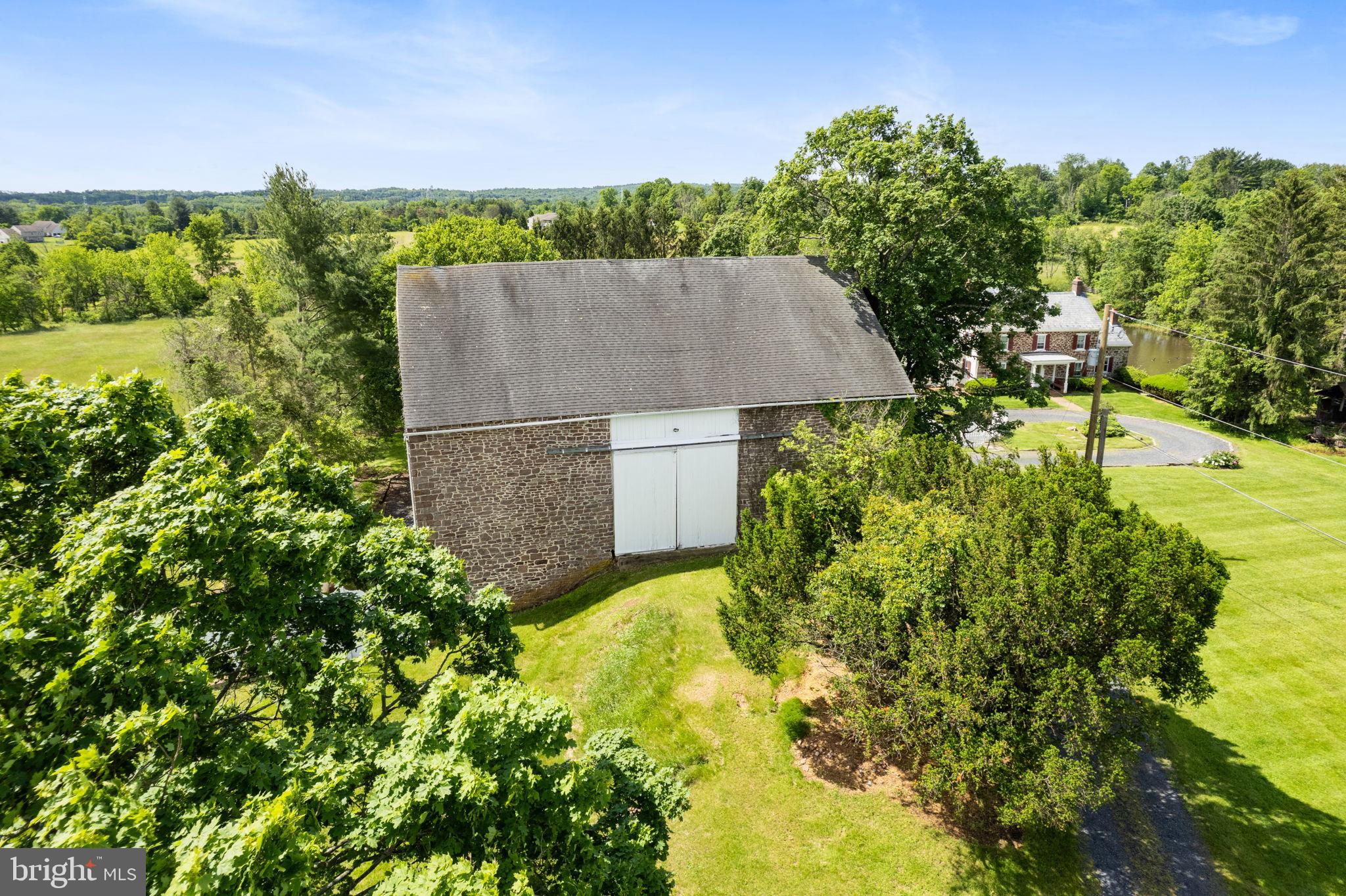 2046 Pleasant View Road Coopersburg, PA 18036 - Photo 31 of 70 Gallery Image 31