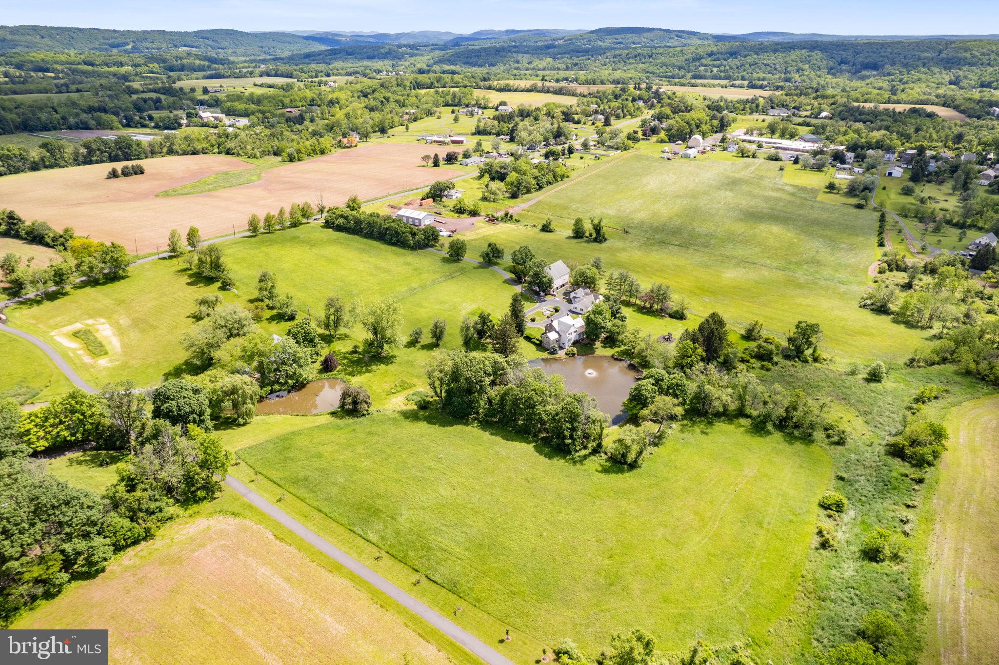 2046 Pleasant View Road Coopersburg, PA 18036 - Photo 44 of 70 Gallery Image 44