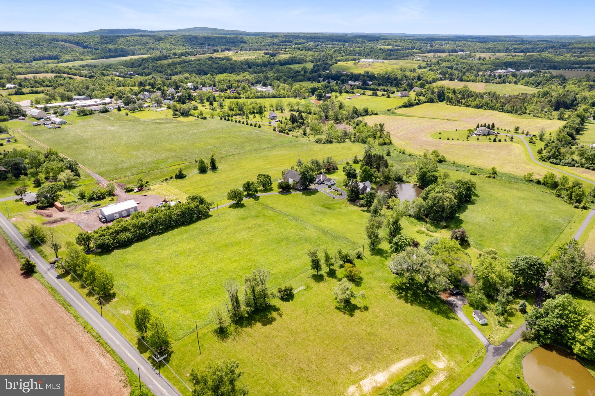 2046 Pleasant View Road Coopersburg, PA 18036 - Photo 46 of 70 Gallery Image 46