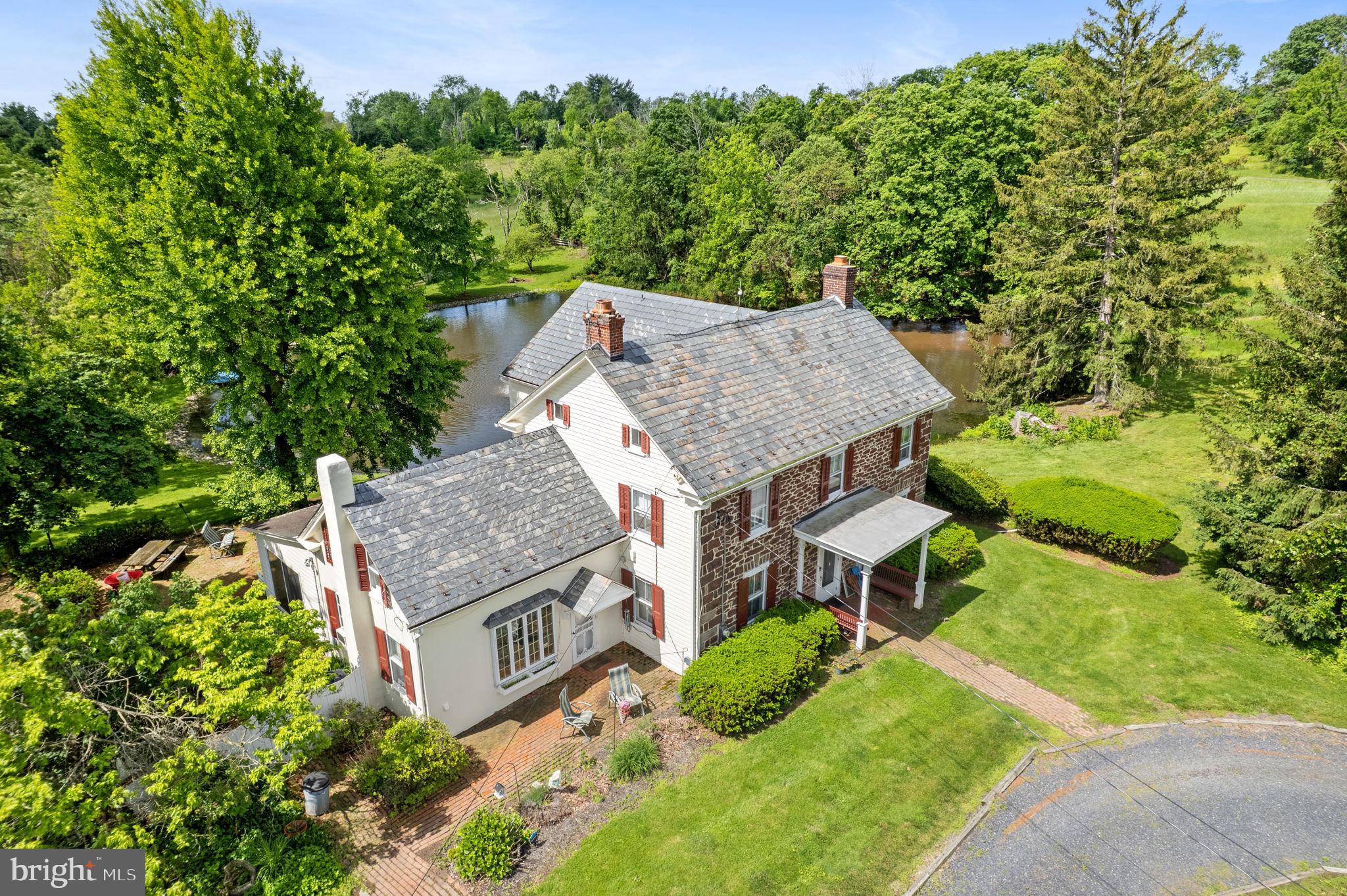 2046 Pleasant View Road Coopersburg, PA 18036 - Photo 6 of 70 Gallery Image 6