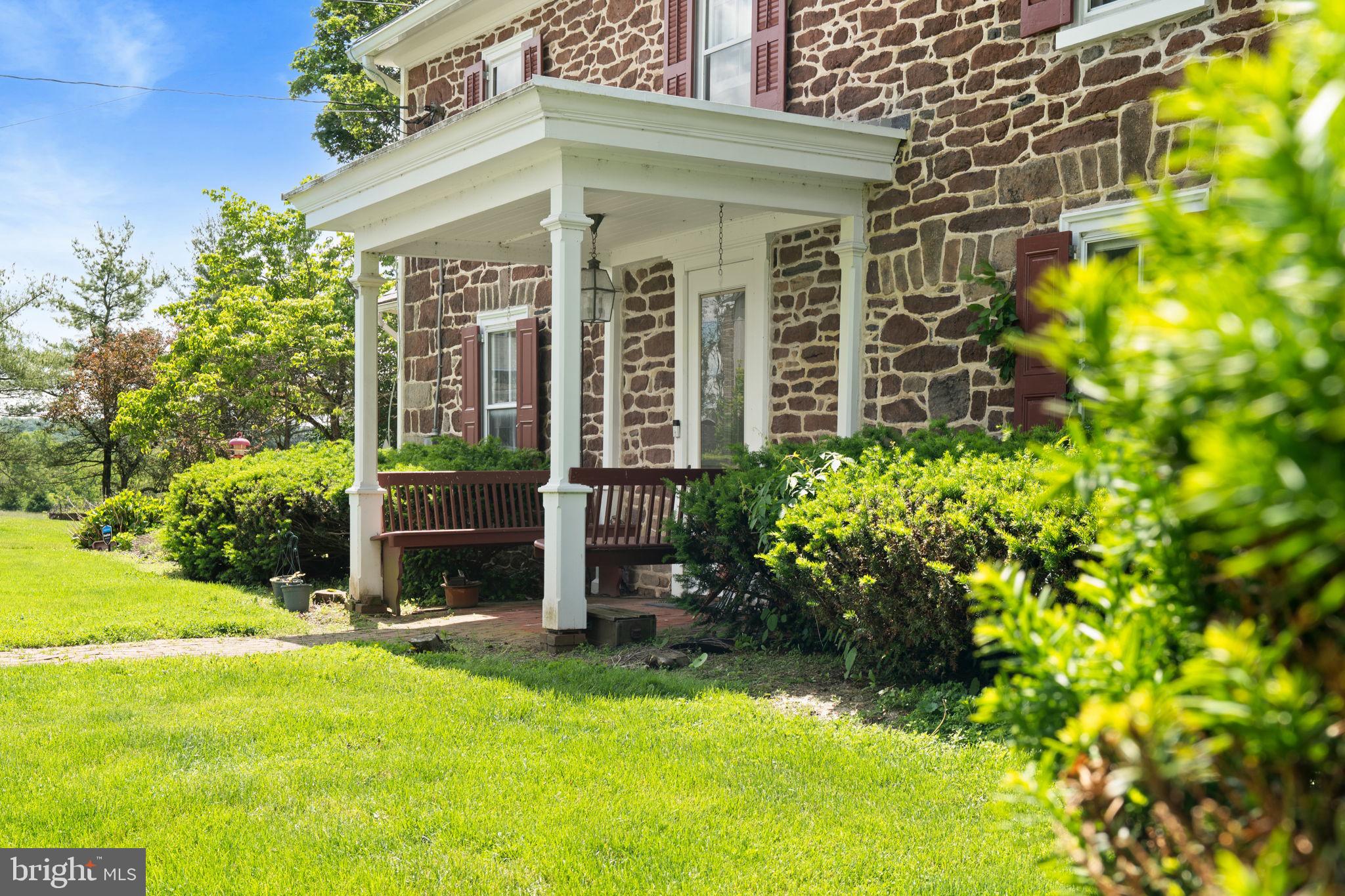 2046 Pleasant View Road Coopersburg, PA 18036 - Photo 8 of 70 Gallery Image 8