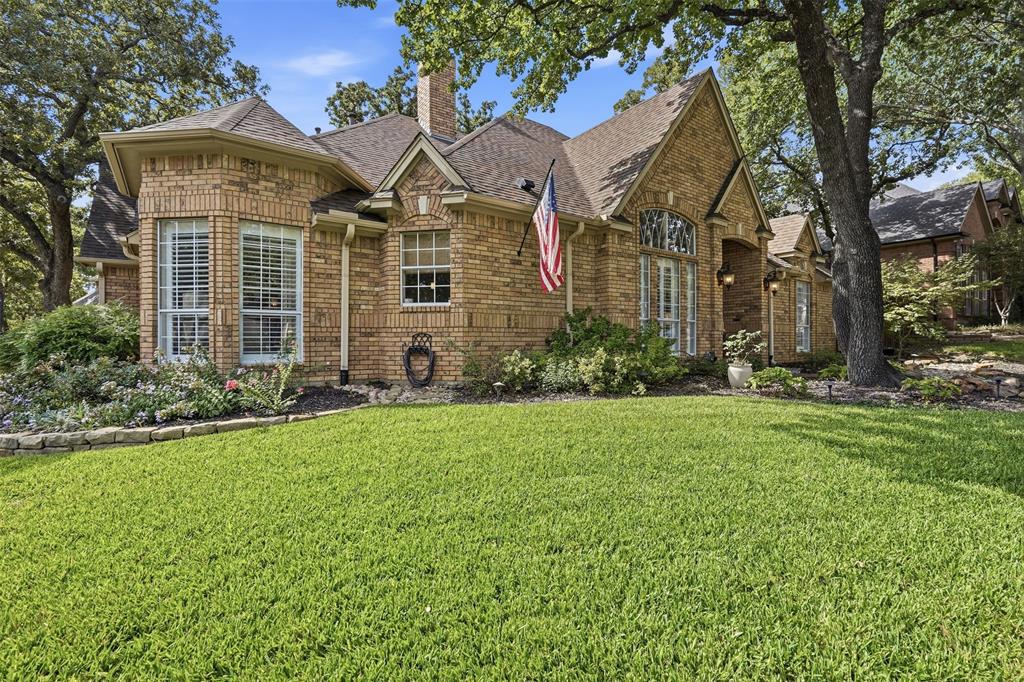 924 Ridge Court Keller, TX 76248 - Photo 3 of 40 Gallery Image 3
