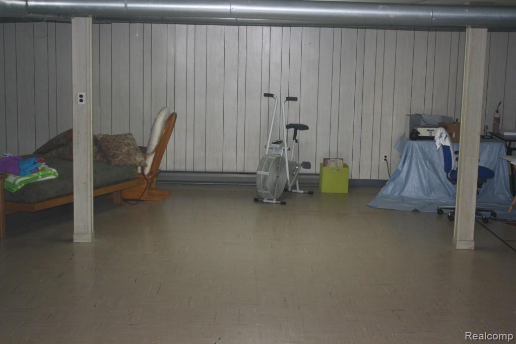 17400 Beech Daly Road Romulus, MI 48174 - Photo 23 of 29 IMG_5809~1.jpg
