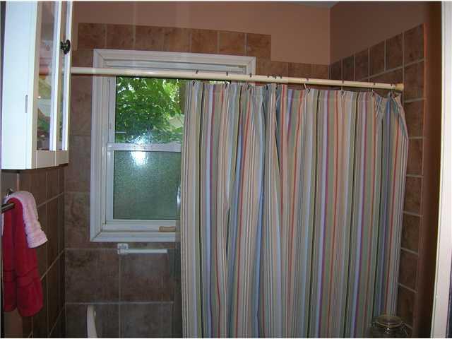 2637 Ebbie Road Indianapolis, IN 46219 - Photo 4 of 5 Gallery Image 4
