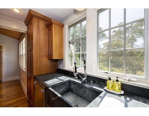 162 Gannett Road Scituate, MA 02066 - Photo 8 of 42