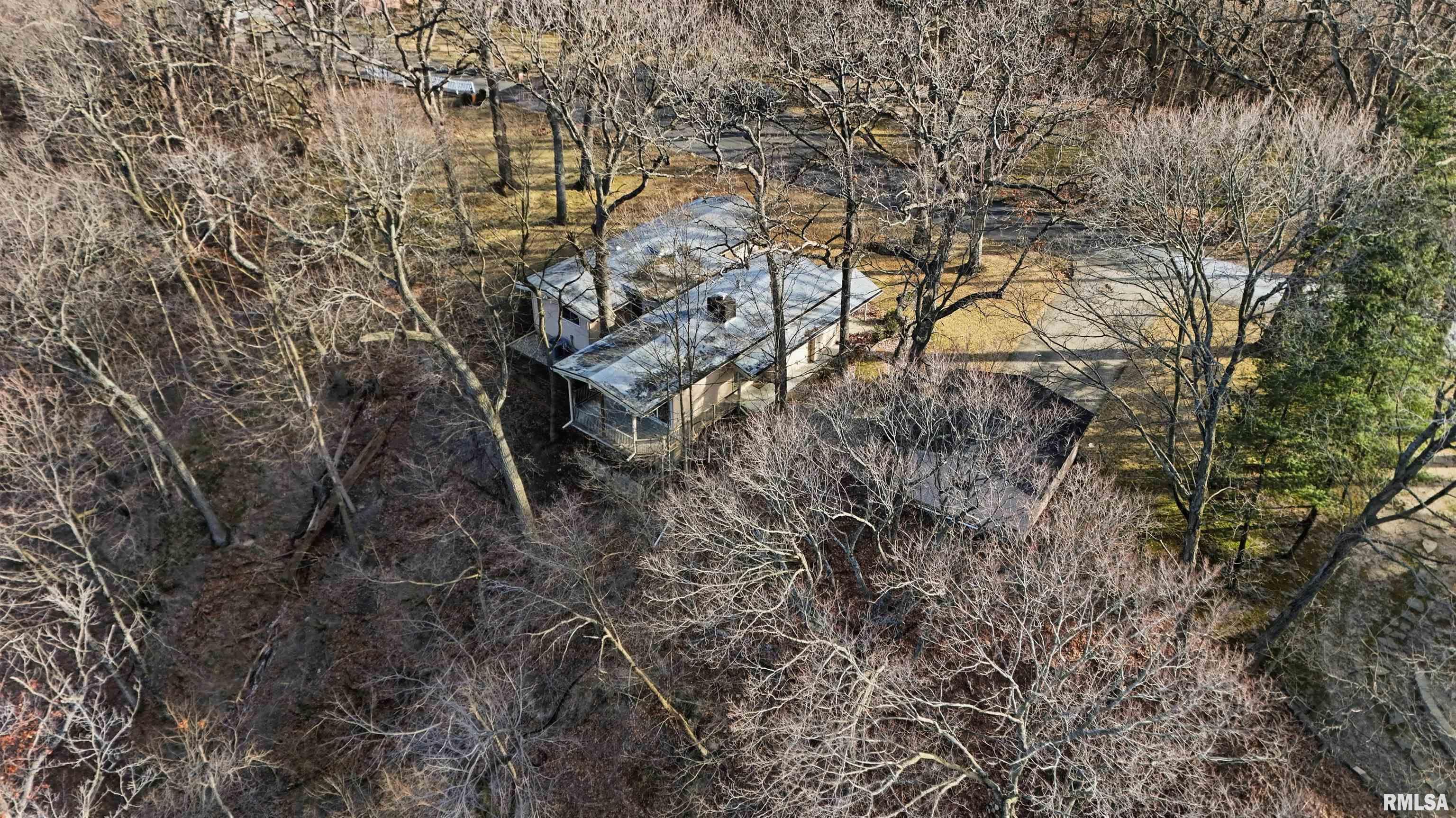 10939 North Sleepy Hollow Road Peoria, IL 61615 - Photo 5 of 33