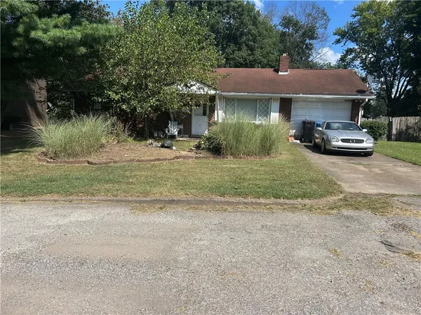 $114,900 | 307 Aqua Court, Elizabeth Township, PA 15135