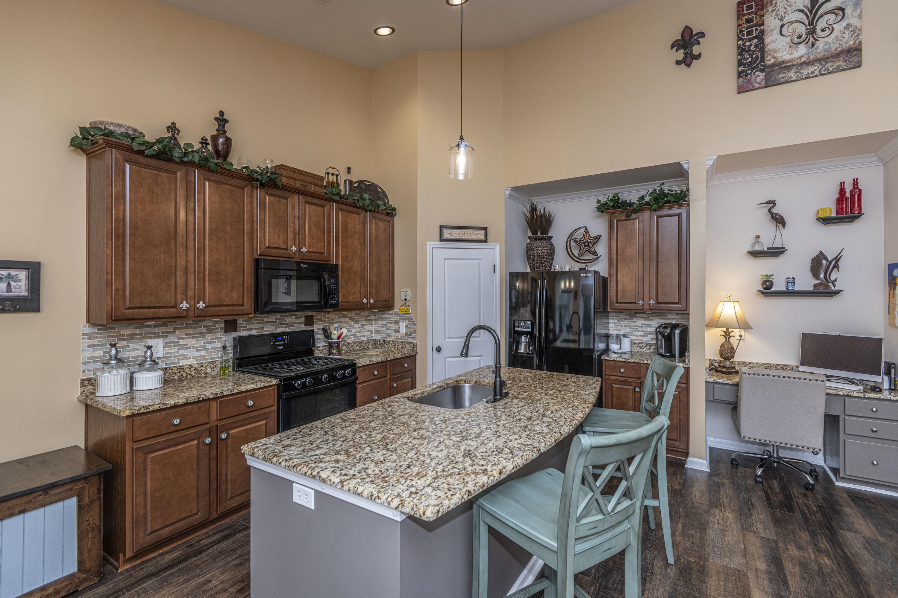 237 Decatur Drive Summerville, SC 29486 - Photo 6 of 28 DSC_5458