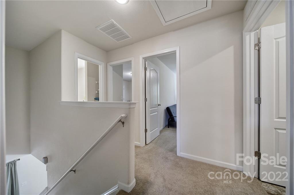 9618 Weikert Road Charlotte, NC 28215 - Photo 15 of 40 Gallery Image 15