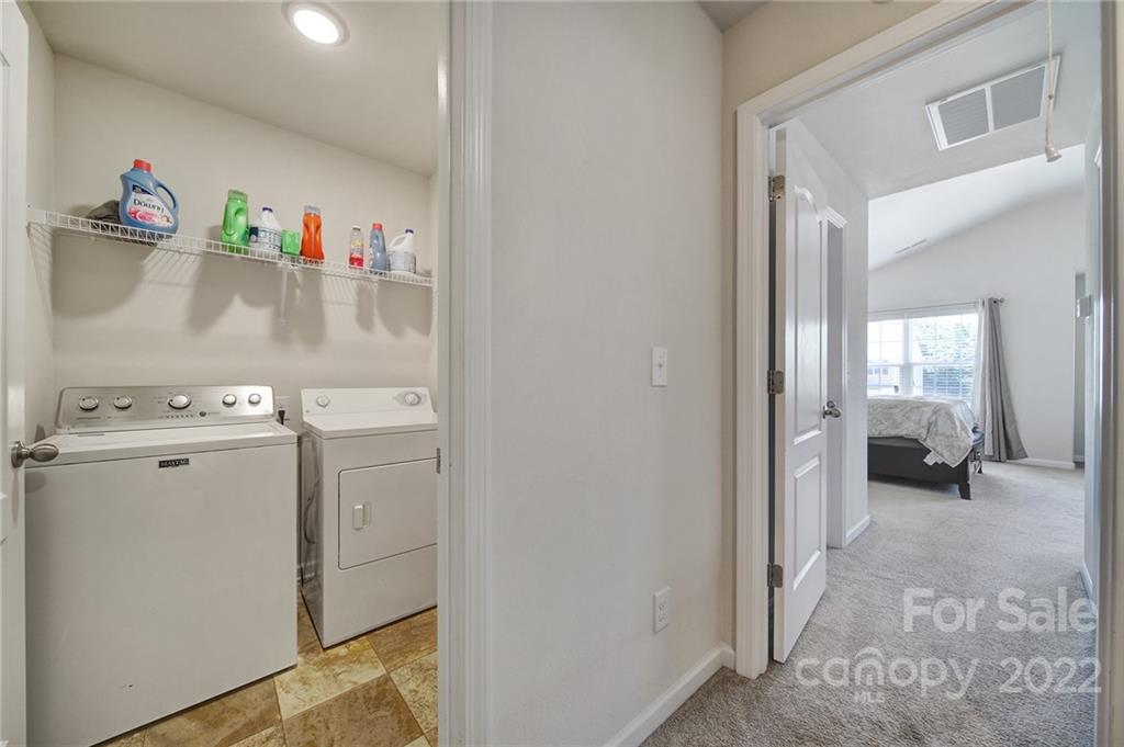 9618 Weikert Road Charlotte, NC 28215 - Photo 16 of 40 Gallery Image 16