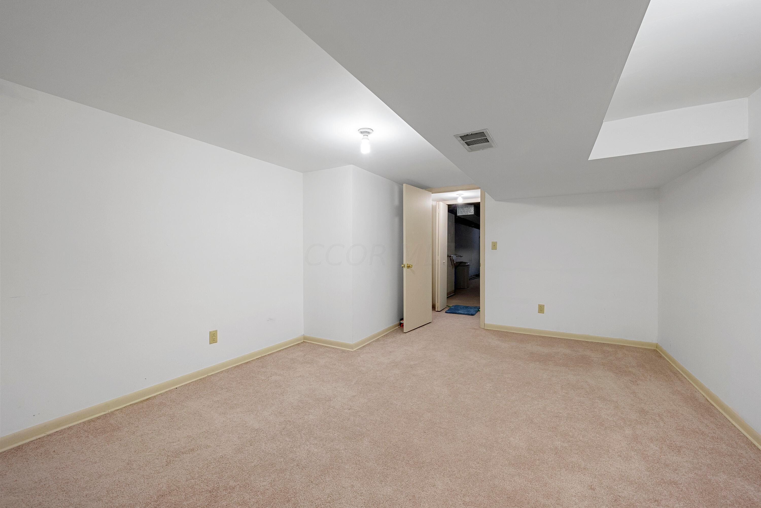 5500 Ebright Road Groveport, OH 43125 - Photo 36 of 55 DSC04421
