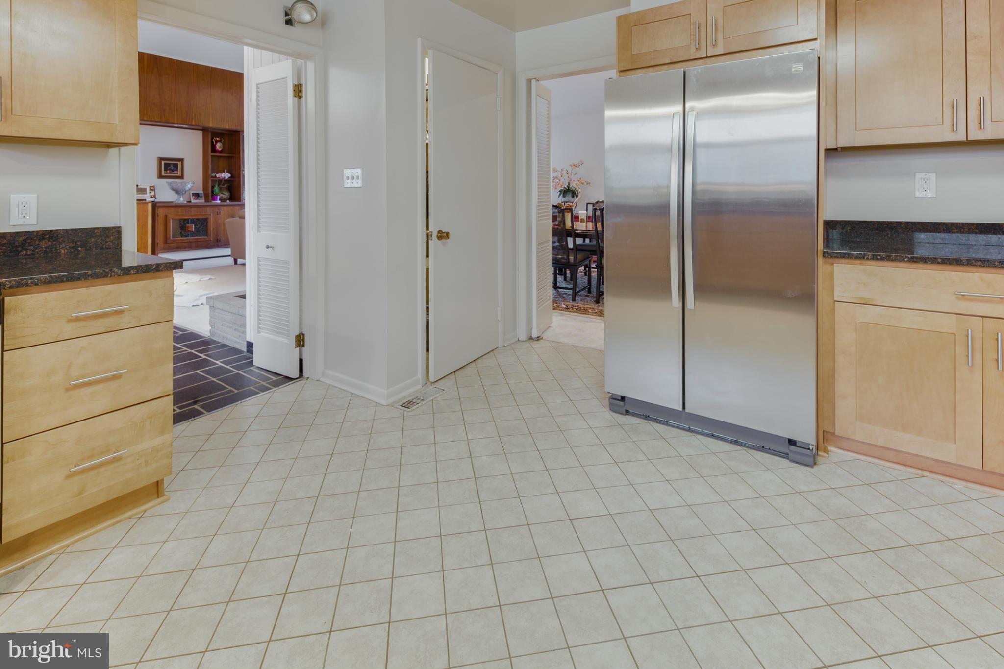 6 Springbriar Lane Baltimore, MD 21208 - Photo 11 of 29 Kitchen