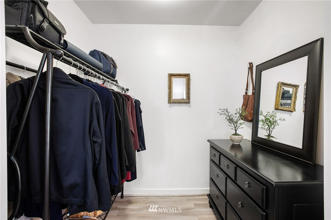 3926 243rd Place Southeast, Unit H102 Bothell, WA 98021 - Photo 10 of 18