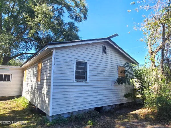 $38,000 | 214 James Arthur Avenue, New Bern, NC 28560