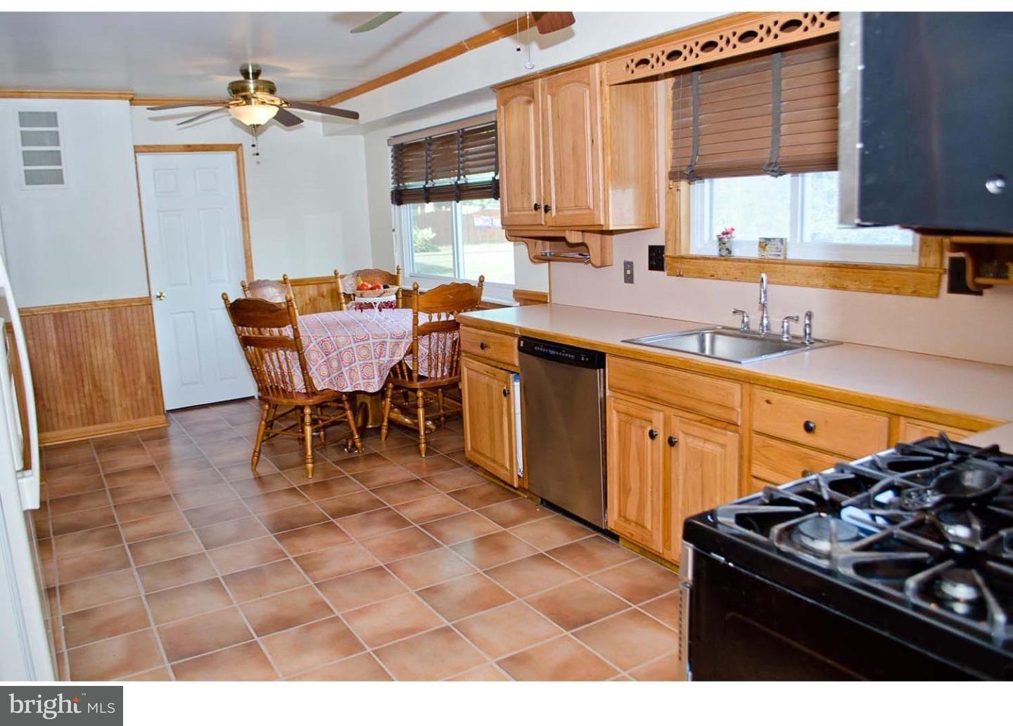 11 Benner Road Turnersville, NJ 08012 - Photo 8 of 18