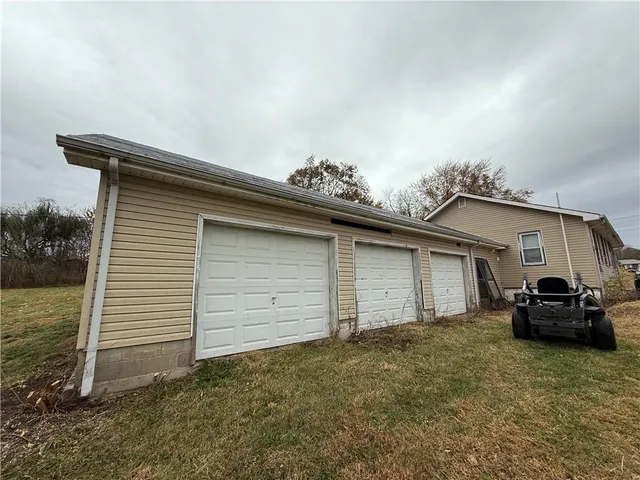 $130,000 | 114-116 West Pine Street, Waverly, MO 64096