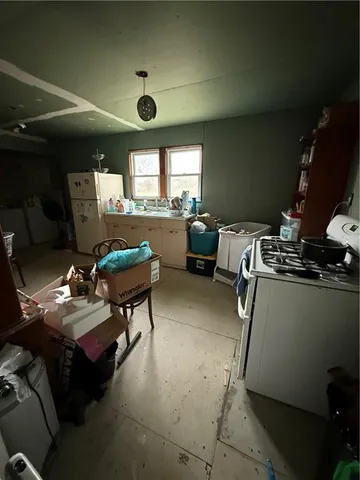 $130,000 | 114-116 West Pine Street, Waverly, MO 64096