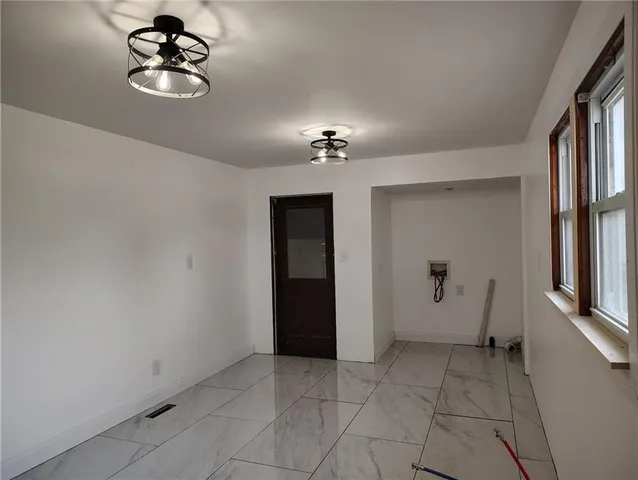 $130,000 | 114-116 West Pine Street, Waverly, MO 64096