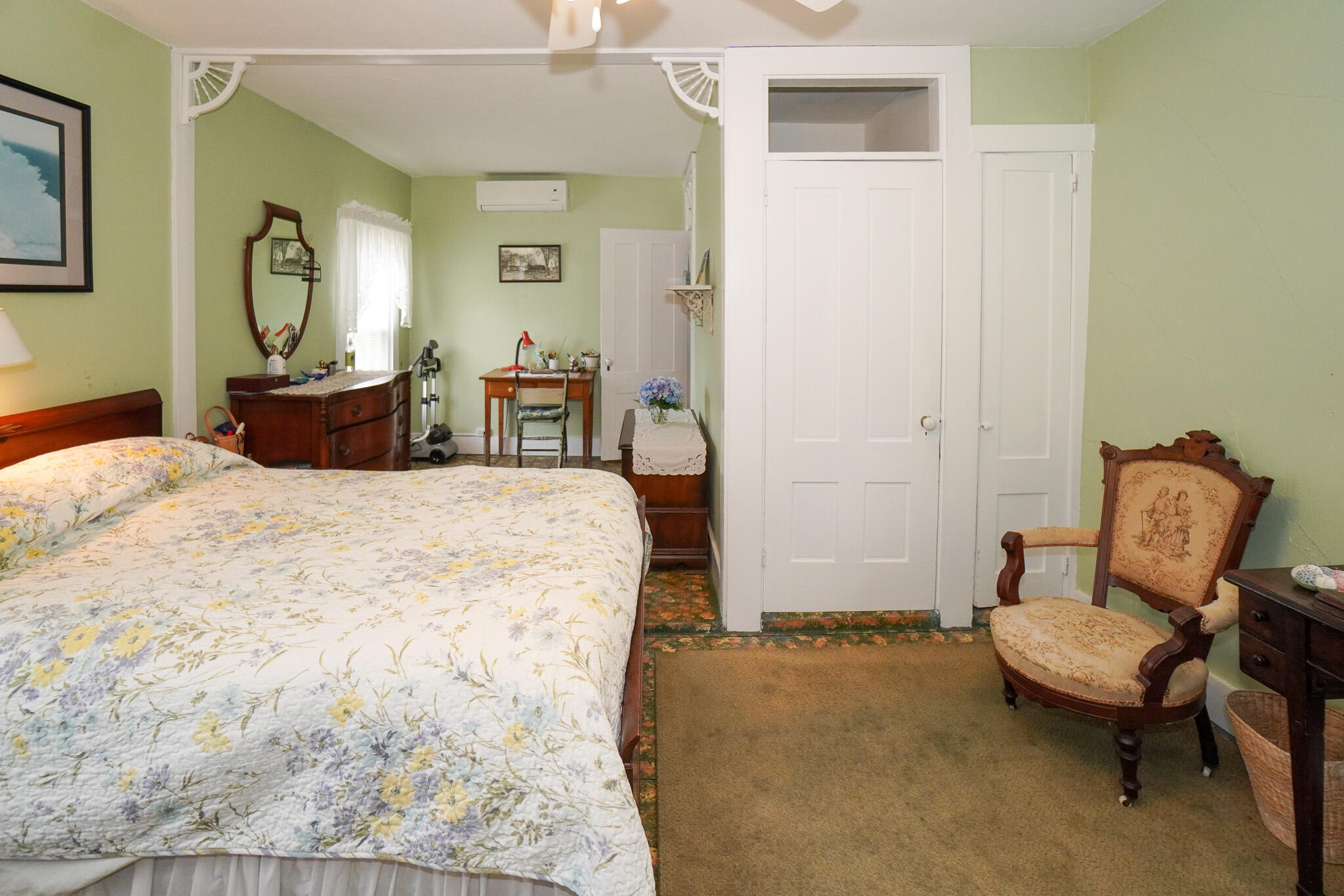 5 Tabernacle Avenue Oak Bluffs, MA 02557 - Photo 20 of 37 a bedroom with a bed and chair