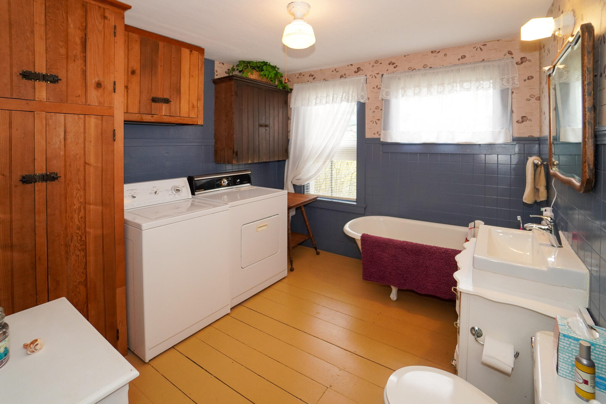 5 Tabernacle Avenue Oak Bluffs, MA 02557 - Photo 29 of 37 a bathroom with a sink toilet vanity and mirror