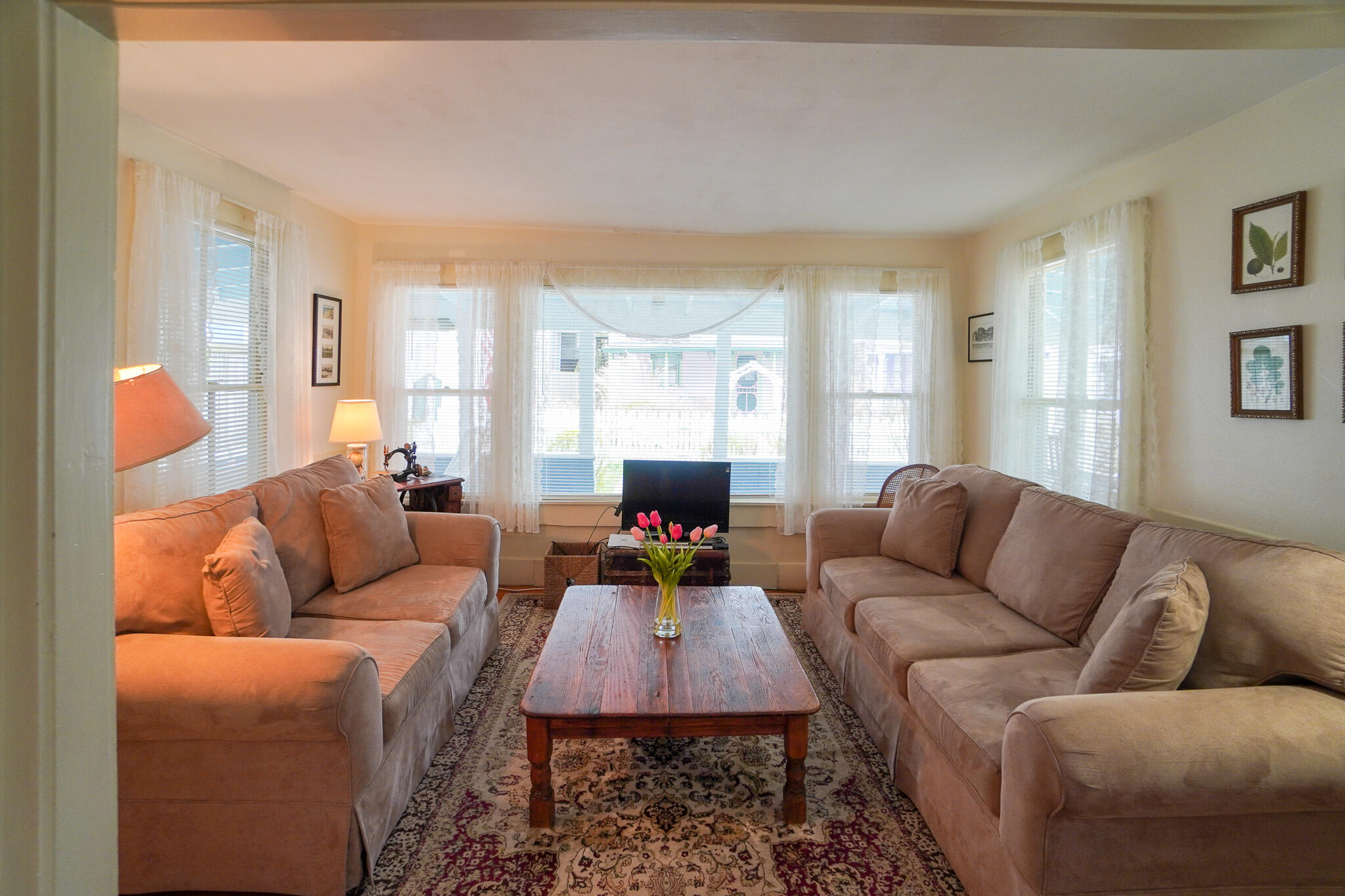 5 Tabernacle Avenue Oak Bluffs, MA 02557 - Photo 8 of 37 a living room with furniture or couch and a window