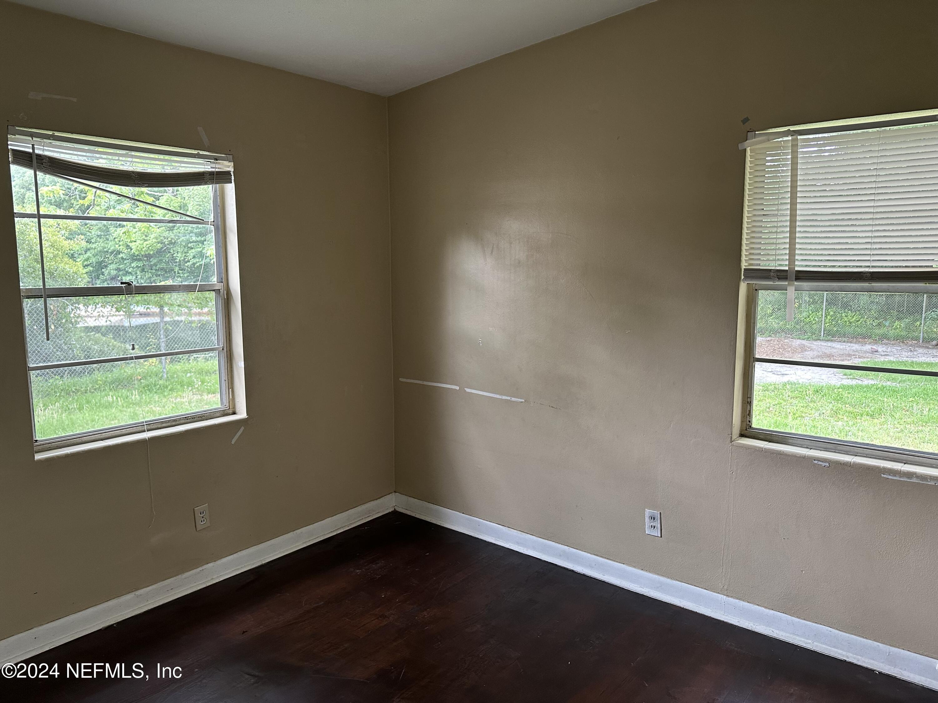 2724 Begonia Road Jacksonville, FL 32209 - Photo 8 of 14 IMG_6150
