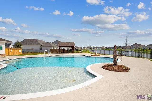 $2,800 | 3051 Canewood Lane, Baton Rouge, LA 70810