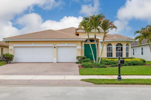 $1,275,000 | 479 Southwest Lost River Road, Stuart, FL 34997