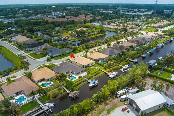 $1,275,000 | 479 Southwest Lost River Road, Stuart, FL 34997