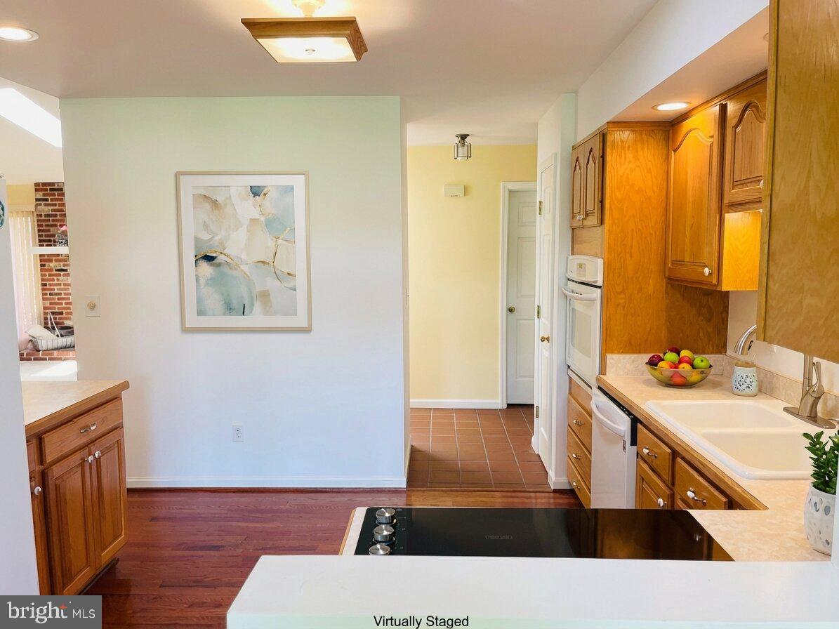200 Pine Valley Road Locust Grove, VA 22508 - Photo 7 of 15 a living room with a bed furniture and a window