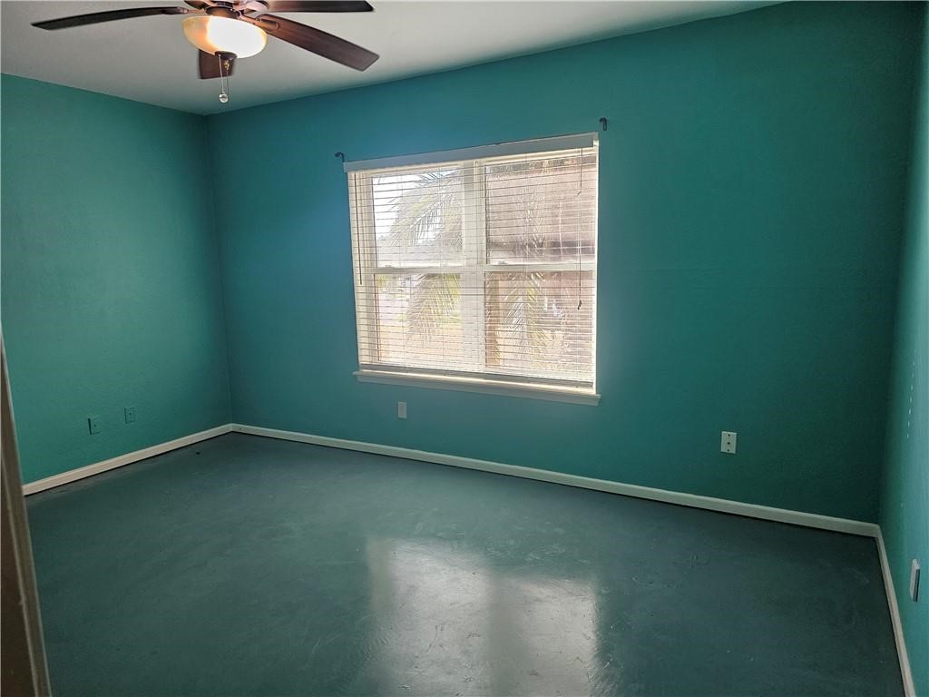 928 Waterview Street Portland, TX 78374 - Photo 12 of 20