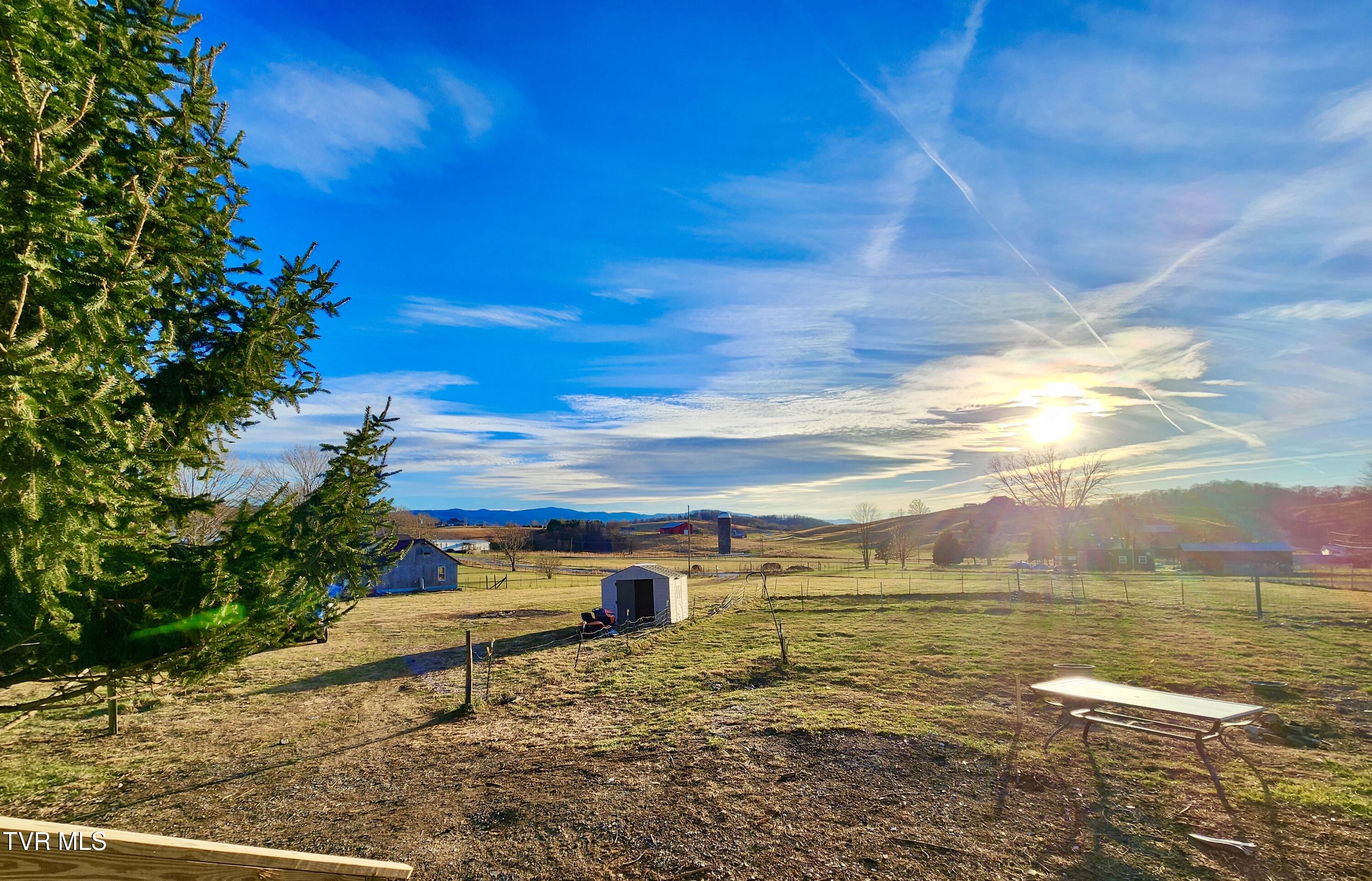 489 Bill West Road Limestone, TN 37681 - Photo 18 of 22 IMG_9522