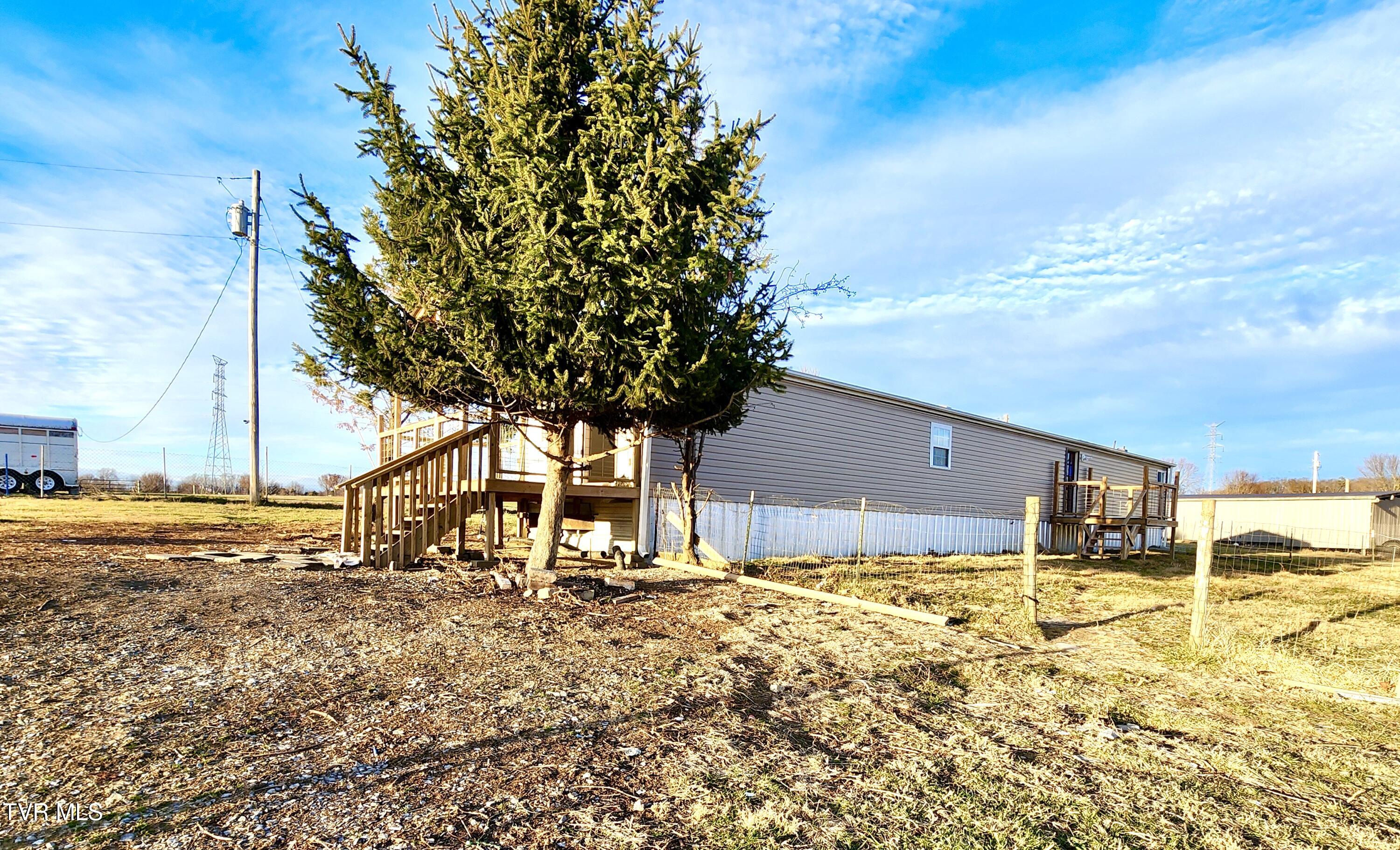 489 Bill West Road Limestone, TN 37681 - Photo 2 of 22 IMG_9518