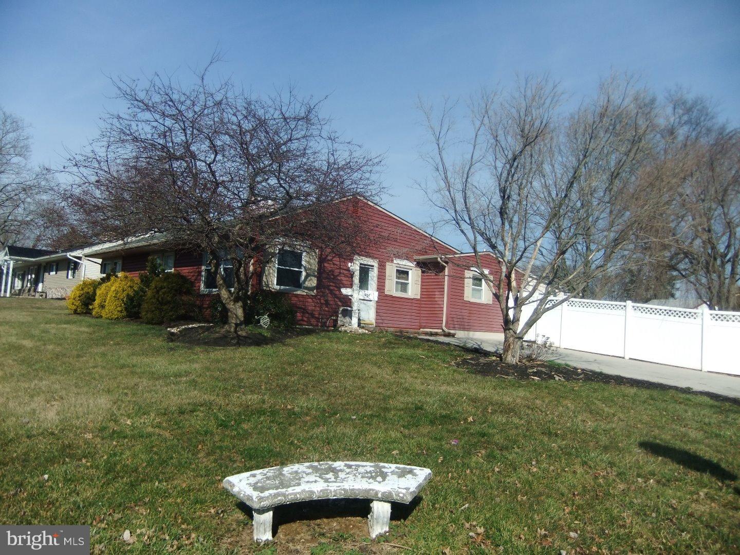 251 Yorkshire Road Fairless Hills, PA 19030 - Photo 1 of 25 Gallery Image 1
