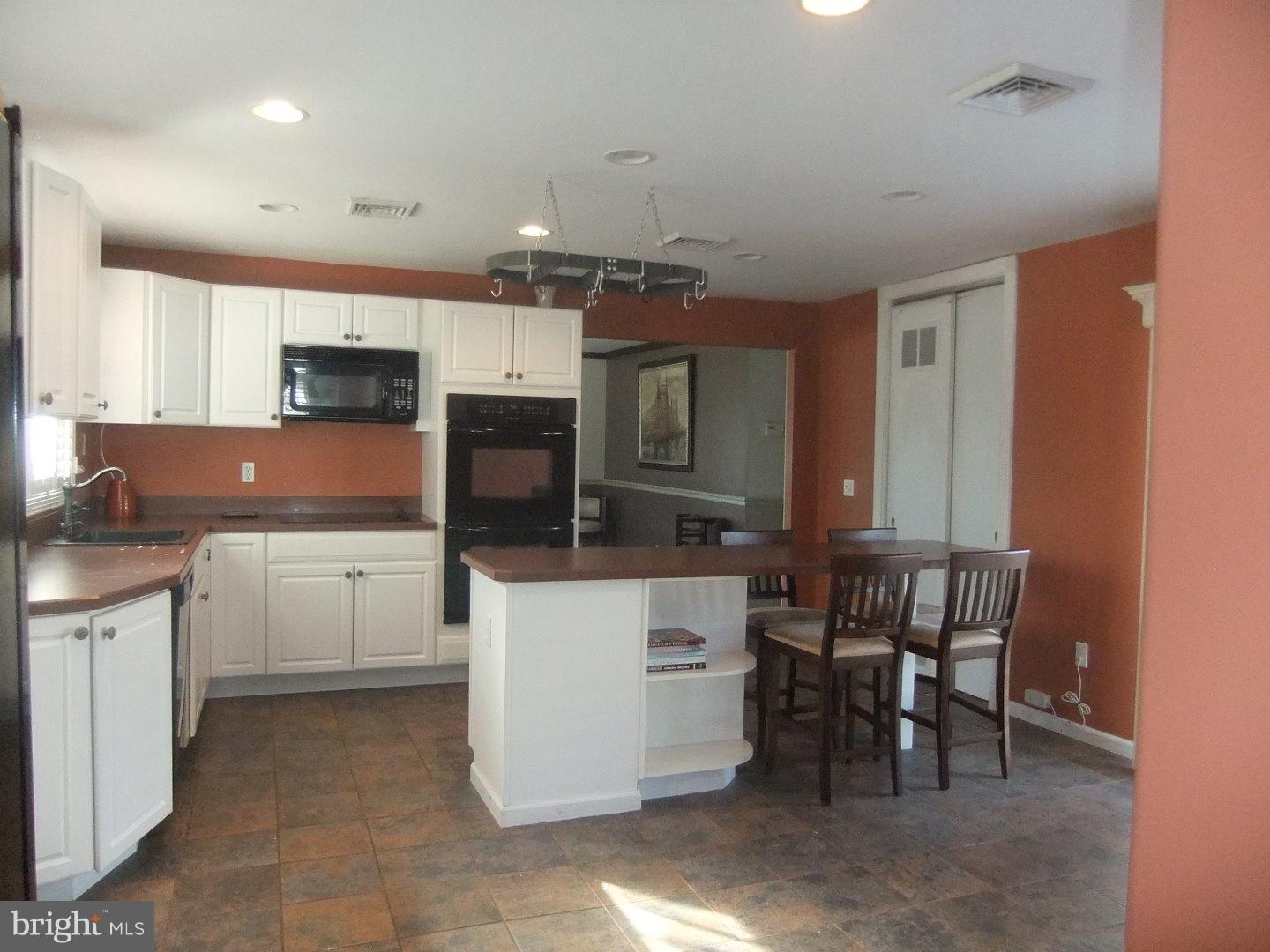 251 Yorkshire Road Fairless Hills, PA 19030 - Photo 13 of 25 Gallery Image 13