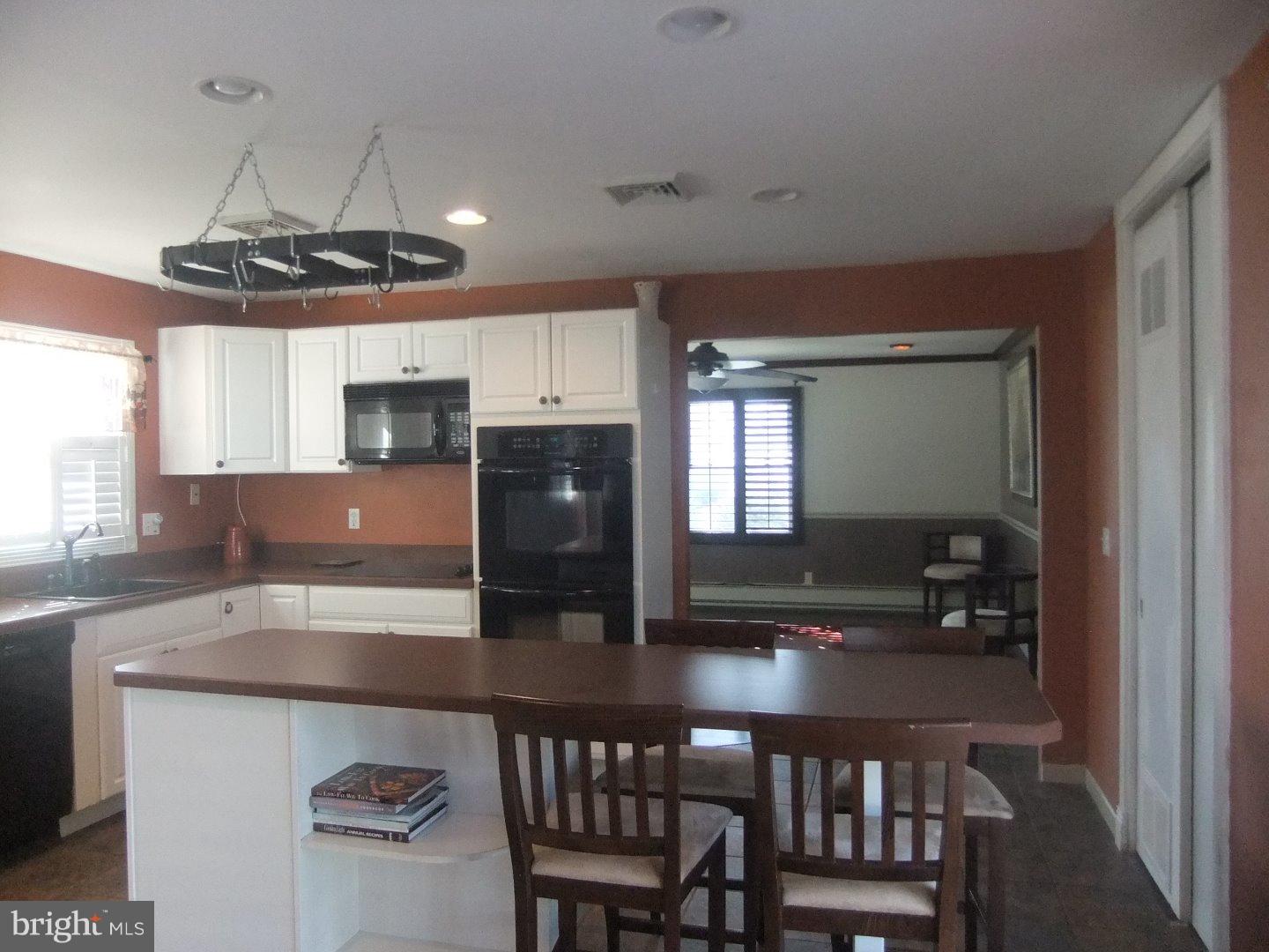 251 Yorkshire Road Fairless Hills, PA 19030 - Photo 19 of 25 Gallery Image 19