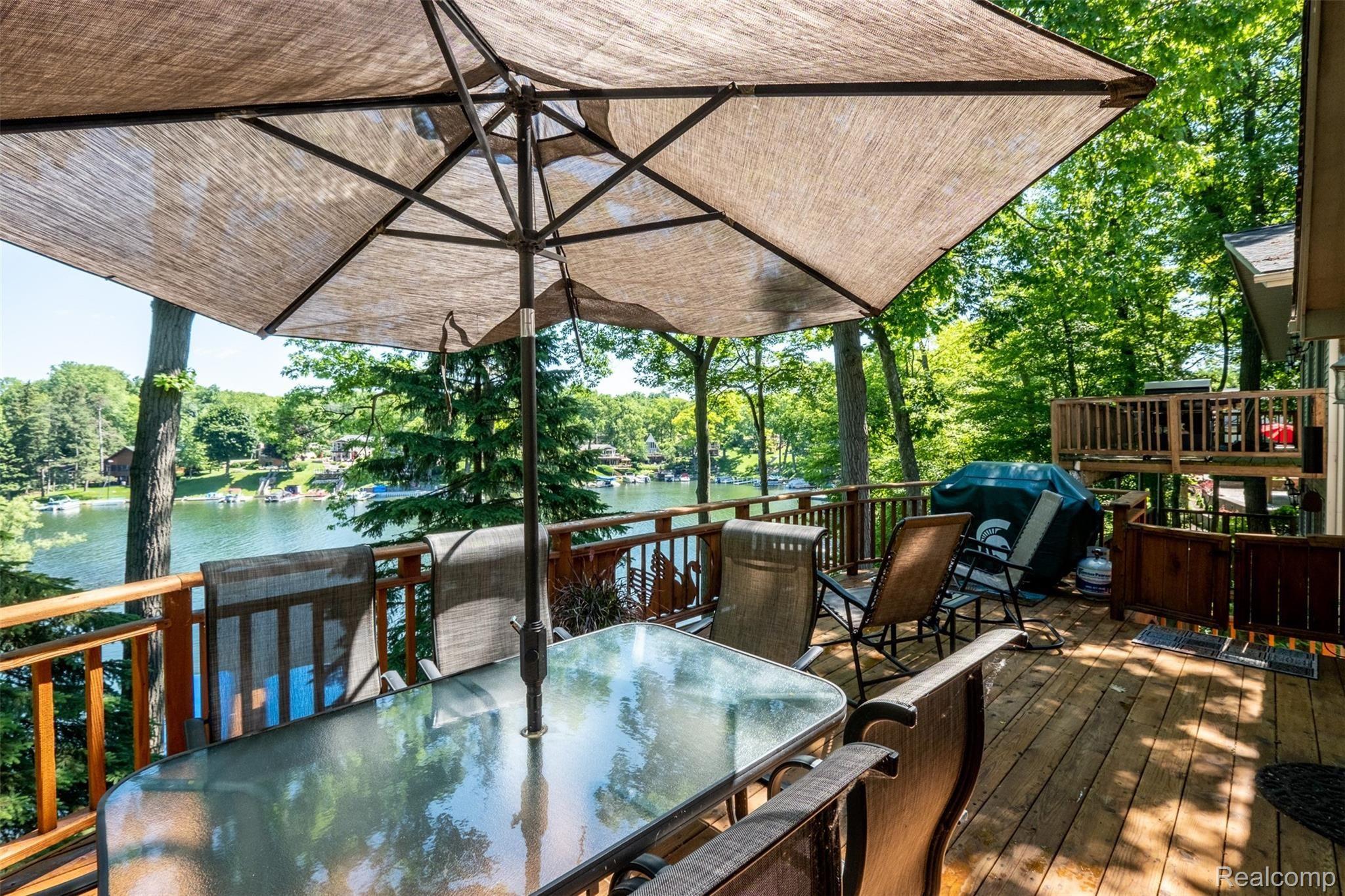 1705 Ridge Road White Lake, MI 48383 - Photo 45 of 53 1705 Ridge Rd-45.jpg