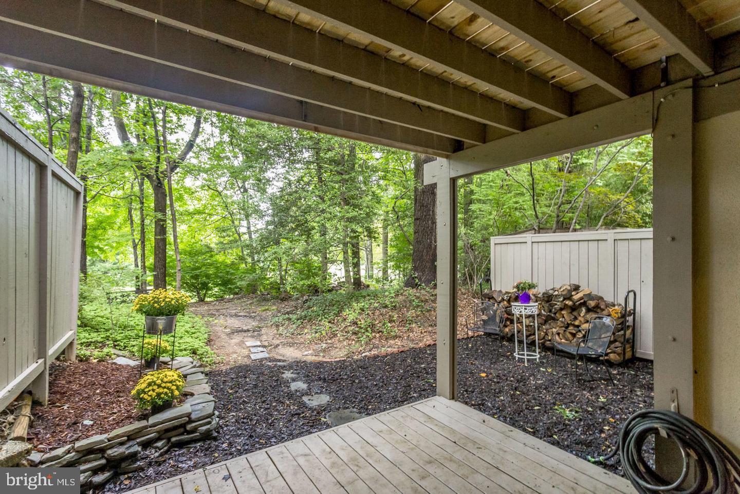 11702 Newbridge Court Reston, VA 20191 - Photo 2 of 6