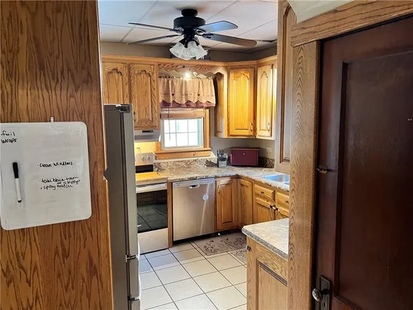 $139,900 | 160 Columbia Avenue, Greenville, PA 16125