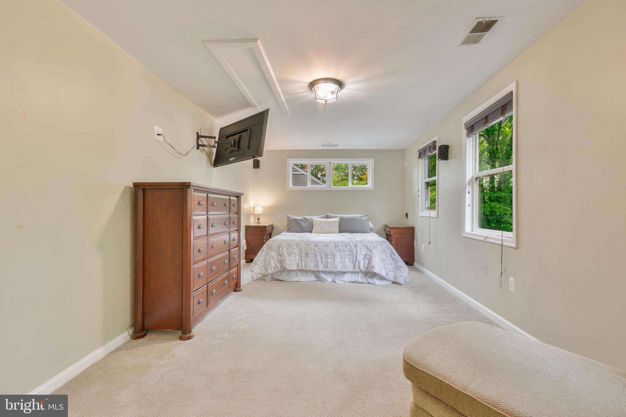 210 Northmoor Drive Silver Spring, MD 20901 - Photo 18 of 43 a bedroom with a bed and window