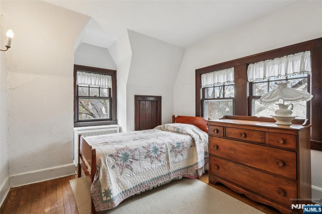 476 Alpine Terrace Ridgewood, NJ 07450 - Photo 15 of 23