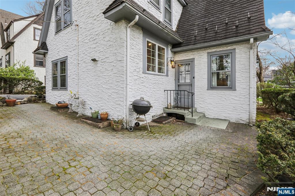 476 Alpine Terrace Ridgewood, NJ 07450 - Photo 21 of 23