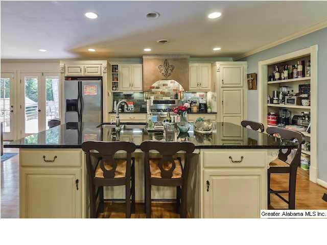 810 Roywood Road Birmingham, AL 35210 - Photo 6 of 30