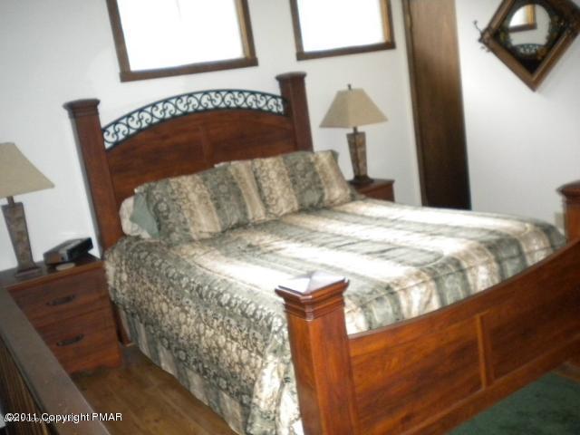 Unit # 123 Unit Tannersville, PA 18372 - Photo 10 of 17 Loft