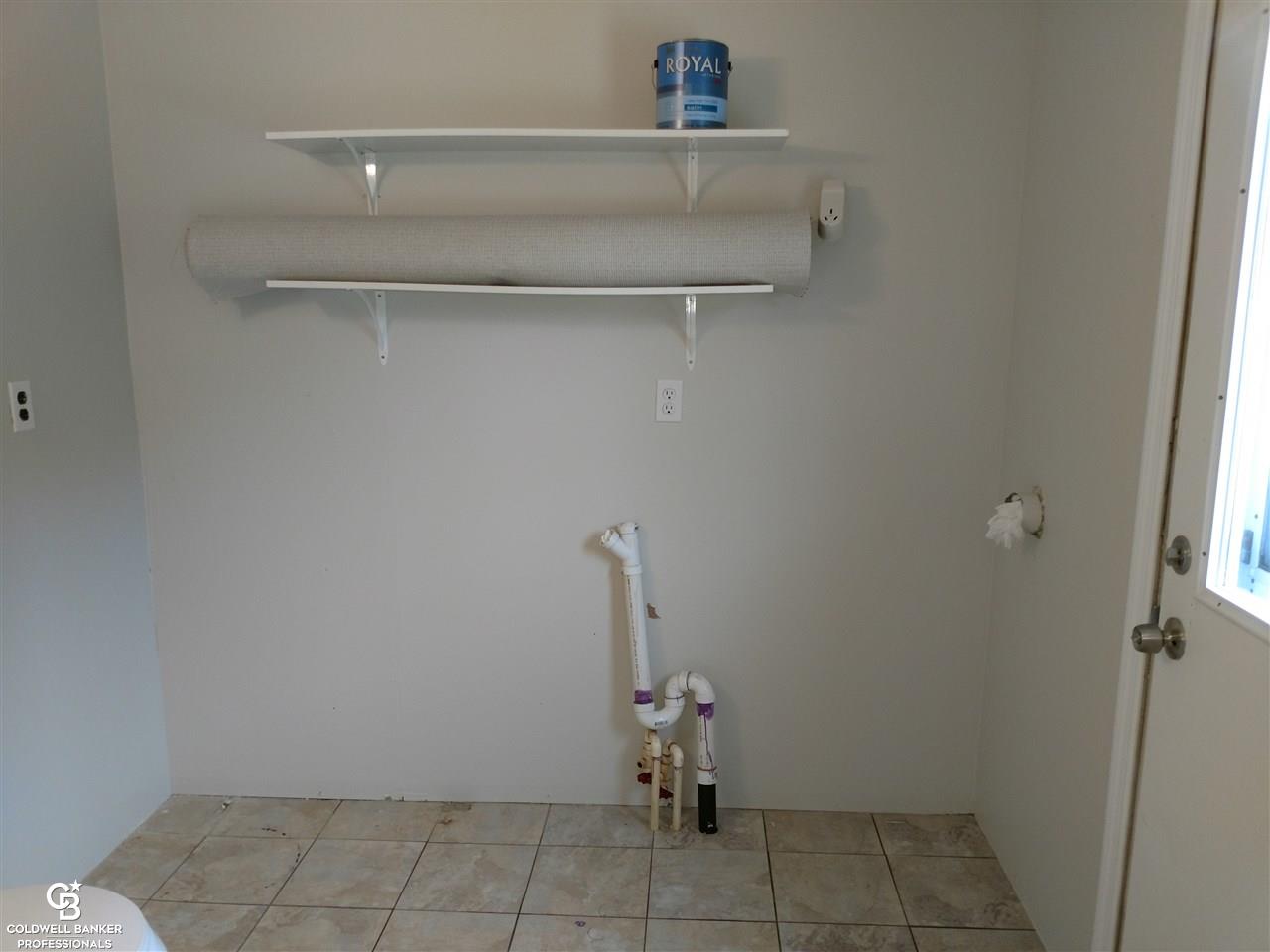 100 East Galbraith Line Road Melvin, MI 48454 - Photo 11 of 34 Laundry Room