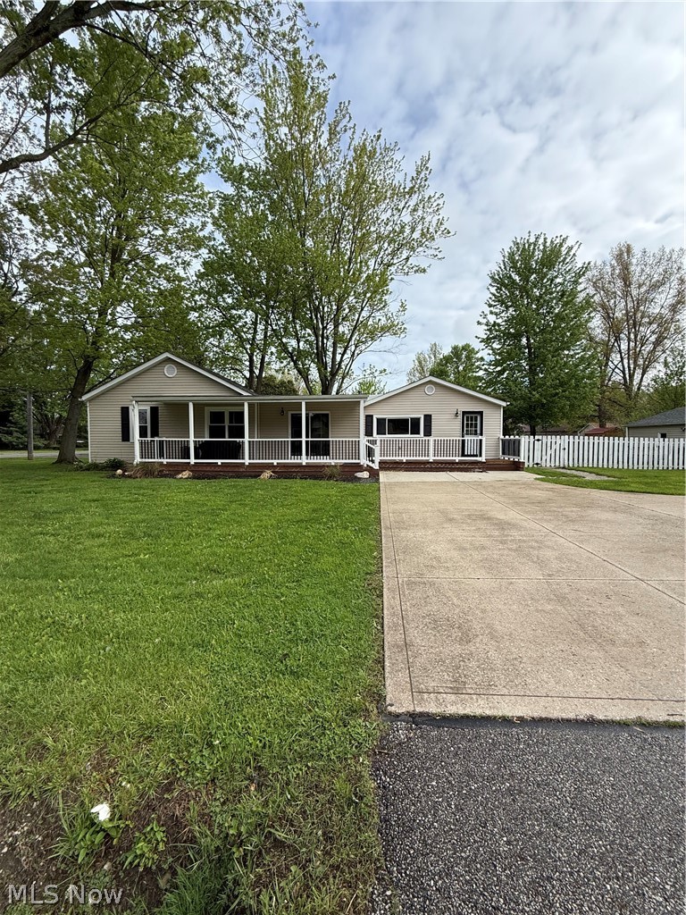 264 Park Road Painesville, OH 44077 - Photo 1 of 34
