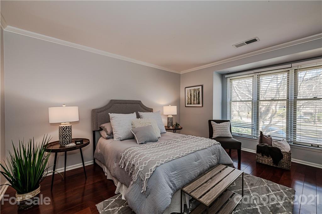 232 Queens Road, Unit 47 Charlotte, NC 28204 - Photo 13 of 19 Gallery Image 13