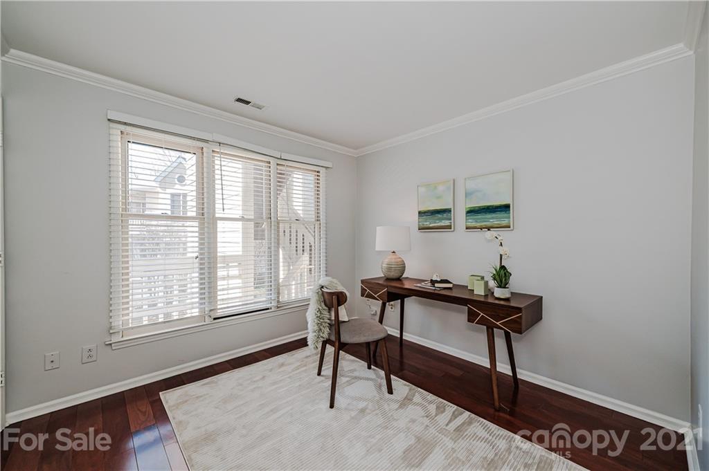 232 Queens Road, Unit 47 Charlotte, NC 28204 - Photo 17 of 19 Gallery Image 17
