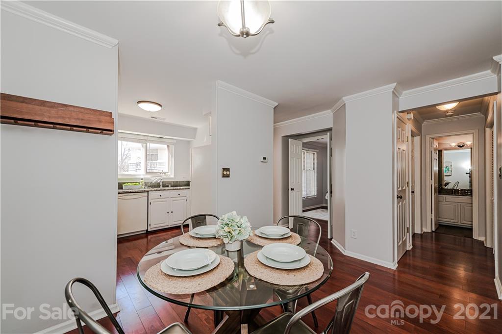 232 Queens Road, Unit 47 Charlotte, NC 28204 - Photo 7 of 19 Gallery Image 7
