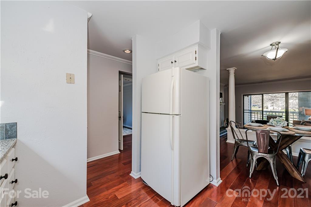 232 Queens Road, Unit 47 Charlotte, NC 28204 - Photo 10 of 19 Gallery Image 10